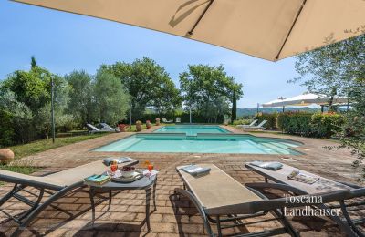 Casa di campagna in vendita Asciano, Toscana, RIF 2992 Blick auf Pool 