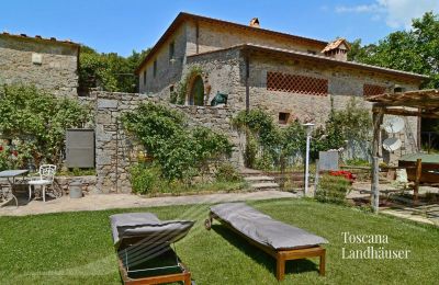 Casa di campagna in vendita Gaiole in Chianti, Toscana, RIF 3003 Rustico und Garten