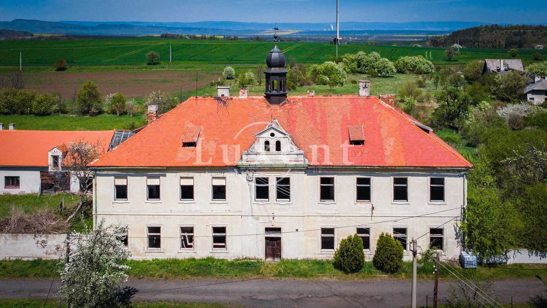 Immagini Castello vicino a Praga: Zámek Brody