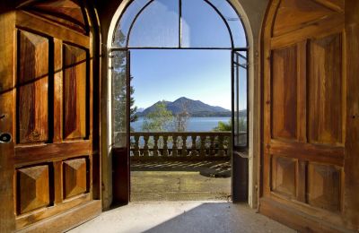 Villa storica in vendita 28838 Stresa, Via Giuseppe Mazzini, Piemonte, Ingresso