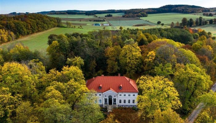 Palazzo in vendita Sławnikowice, Bassa Slesia,  Polonia, 1