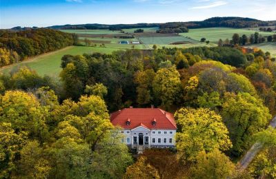 Palazzo in vendita Sławnikowice, Slawnikowice 99, Bassa Slesia, Foto con drone