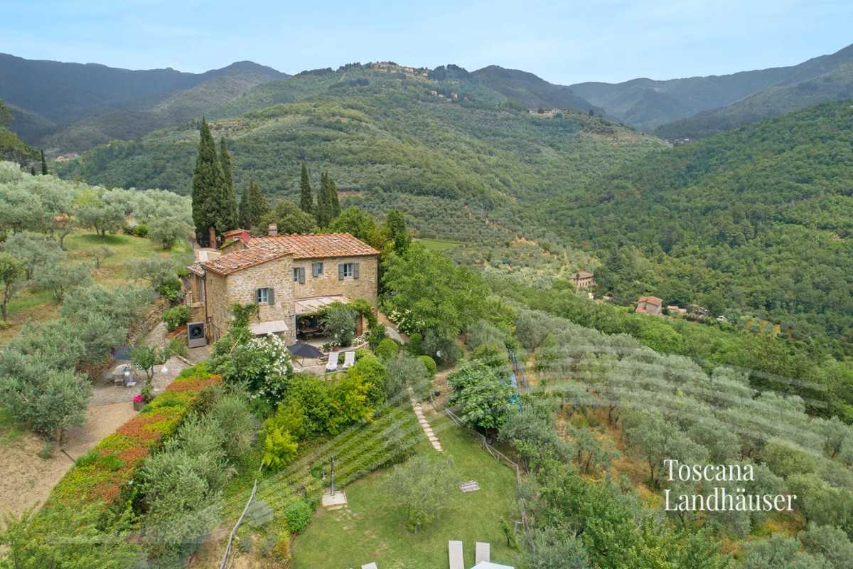 Immagini Loro Ciuffenna - Romantico Rustico con Piscina in Posizione Panoramica