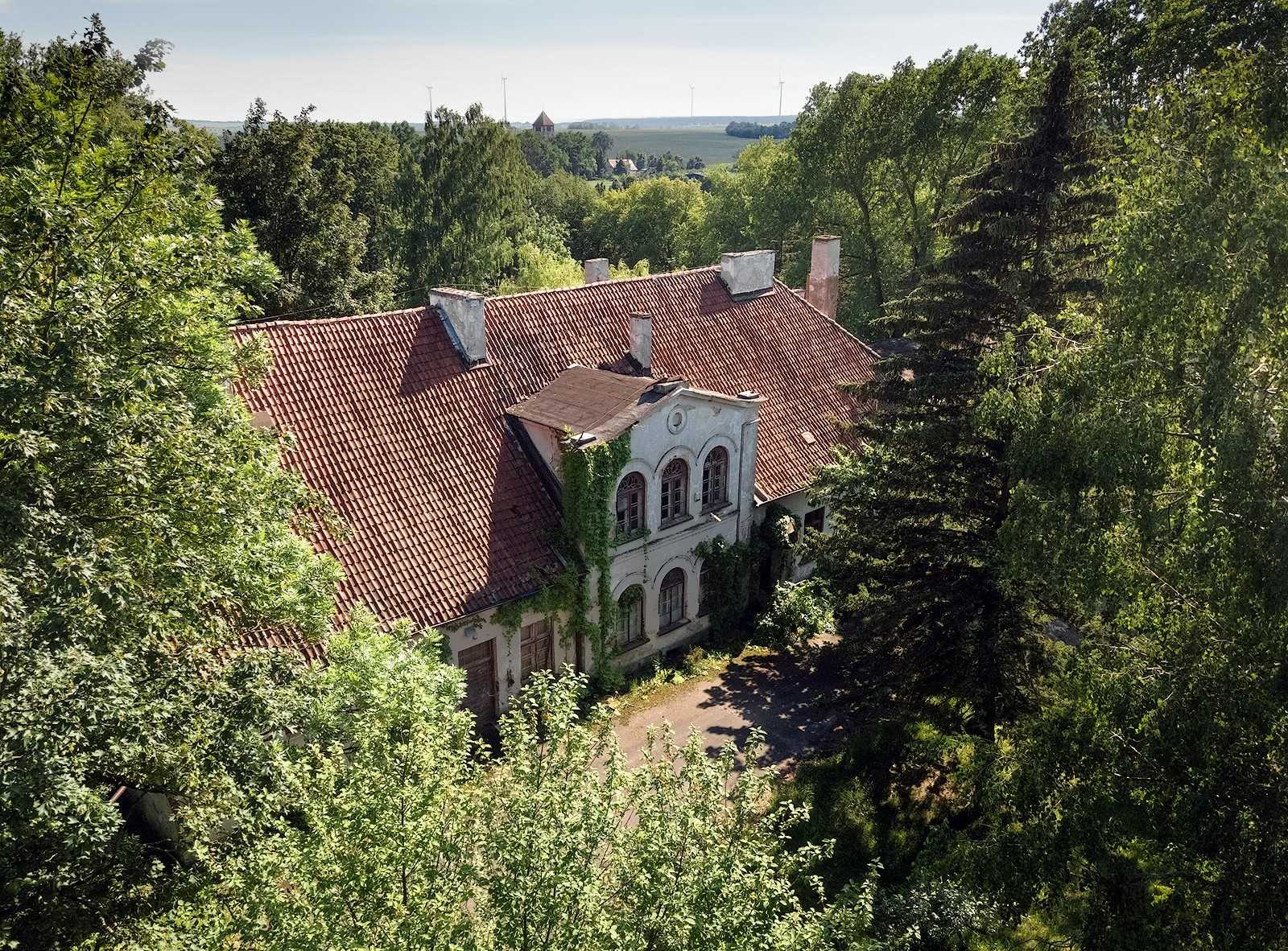 Immagini Gutshof im ehemaligen Ostpreußen