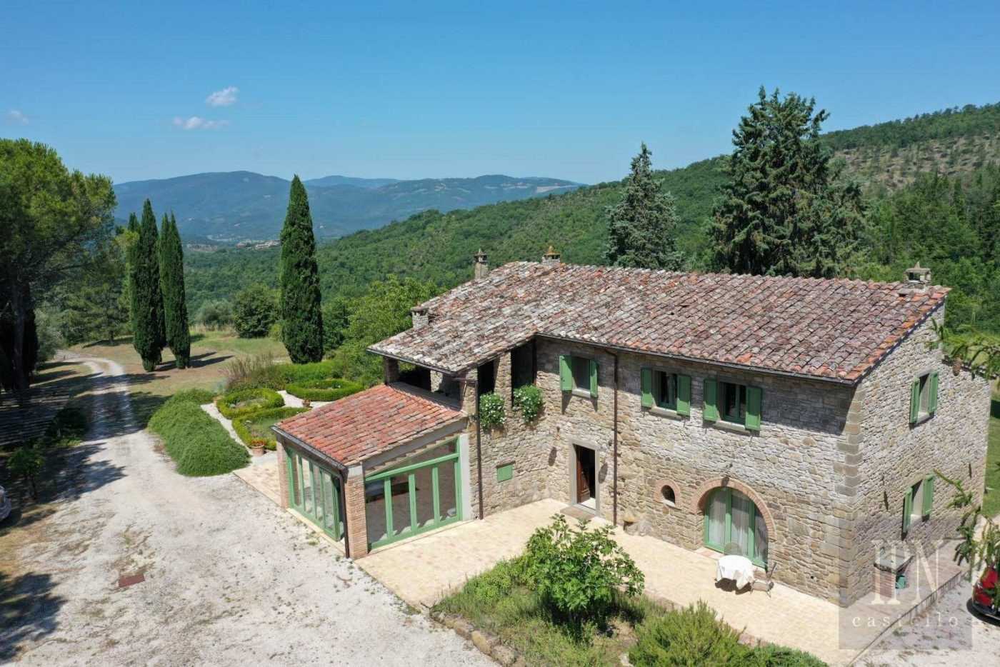 Immagini Lussuosa casale del XVII secolo, con piscina e vista panoramica