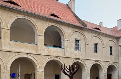 Palazzo in vendita Štětí, Ústecký kraj, Cortile