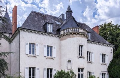 Palazzo in vendita Châteauroux, Centre-Val de Loire, Vista posteriore