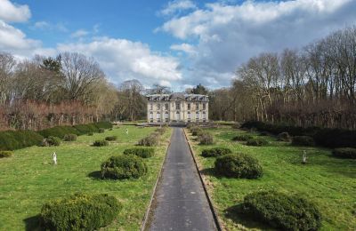 Immobili di carattere, Castello vicino a Chantilly a nord di Parigi con privacy assoluta