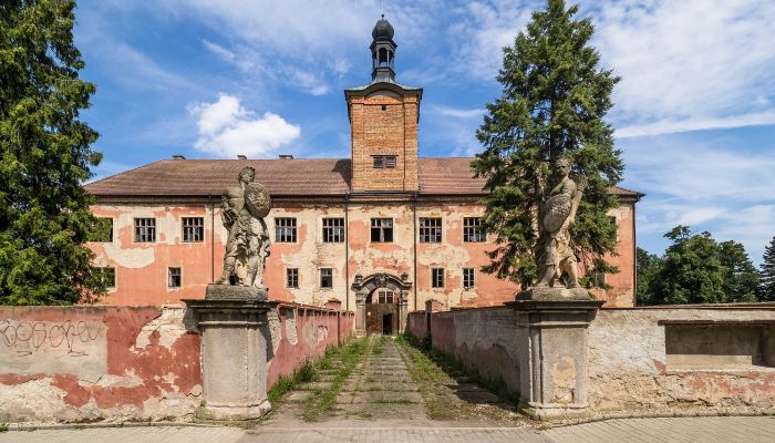 Palazzo in vendita Kounice, Středočeský kraj,  Repubblica Ceca