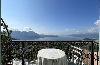 Villa storica in vendita Bee, Piemonte, Aussicht vom Balkon