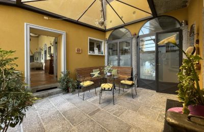 Villa storica in vendita Bee, Piemonte, Cortile