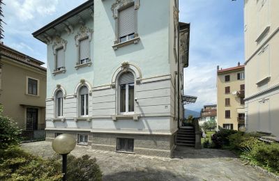 Appartamento in edificio storico in vendita Luino, Lombardia, Foto 19/19