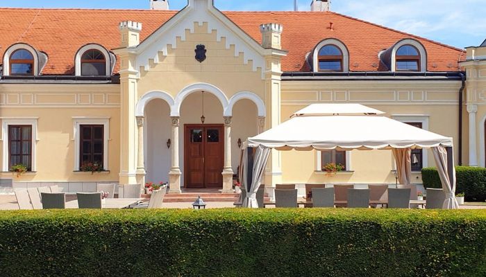 Villa padronale in vendita Regione di Trnava,  Slovacchia