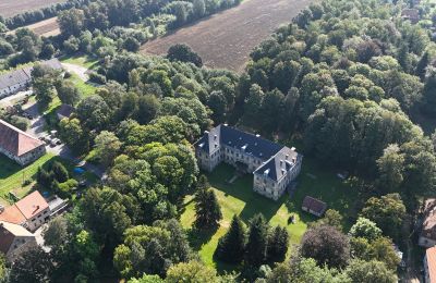 Immobili di carattere, Castello di Meffersdorf in Bassa Slesia - Pałac w Pobiednej, Polonia