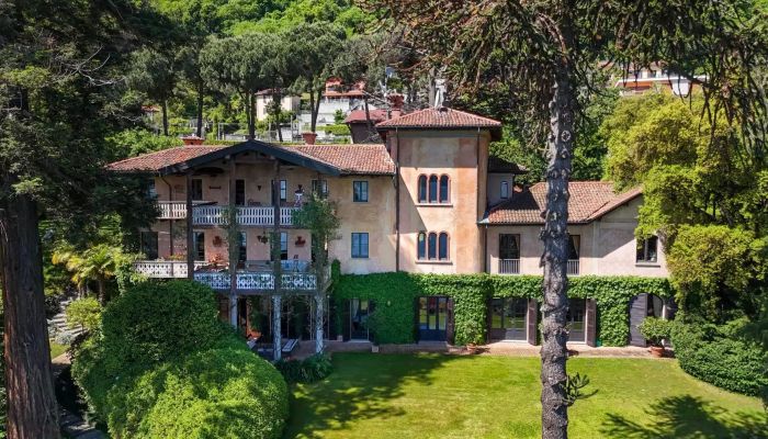 Villa storica in vendita Belgirate, Piemonte,  Italia