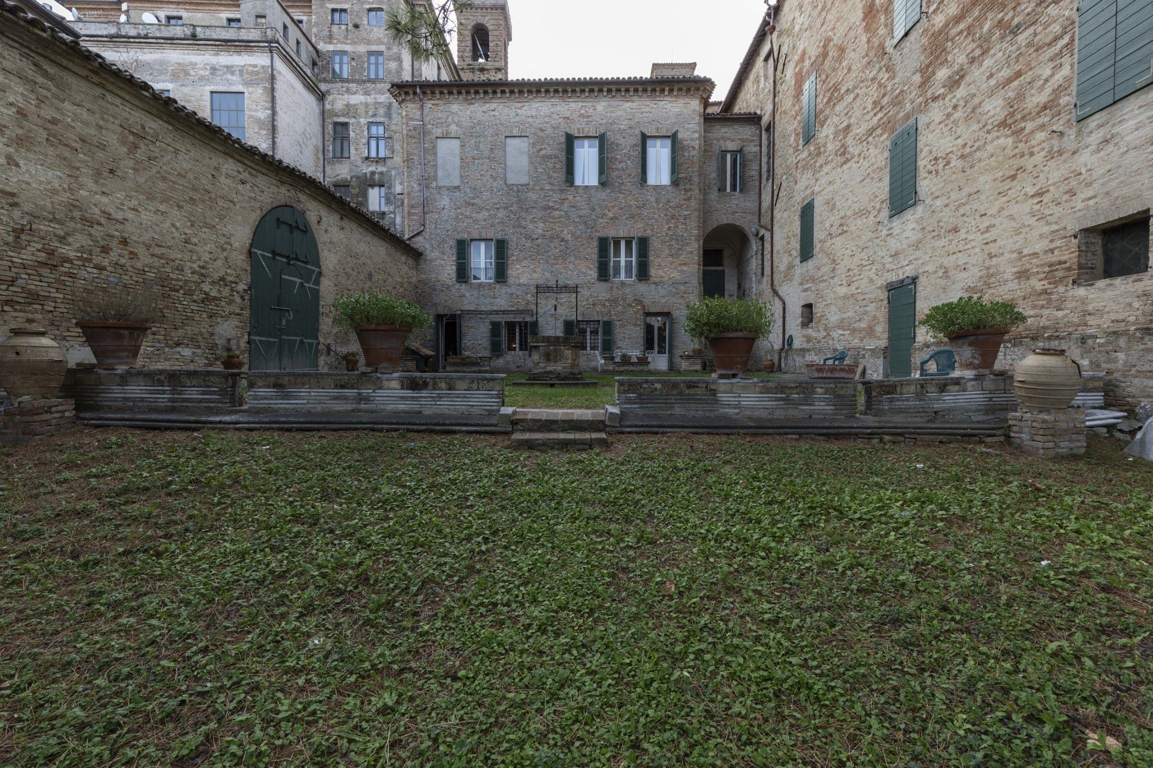 Immagini Dimora storica settecentesca affrescata e con giardino