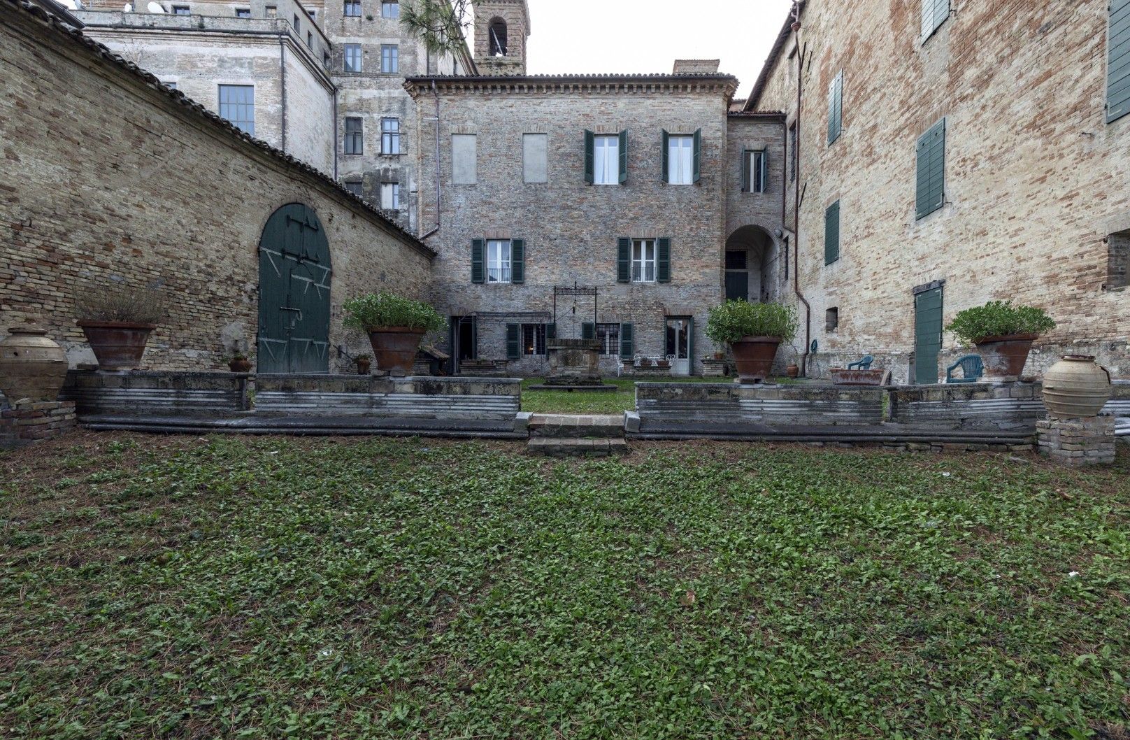 Immagini Dimora storica settecentesca affrescata e con giardino