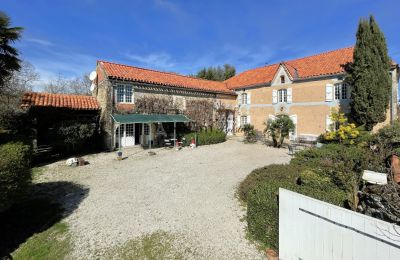 Immobili di carattere, Casa padronale ristrutturata del 1786, vicino a Marciac, Pau e Tarbes