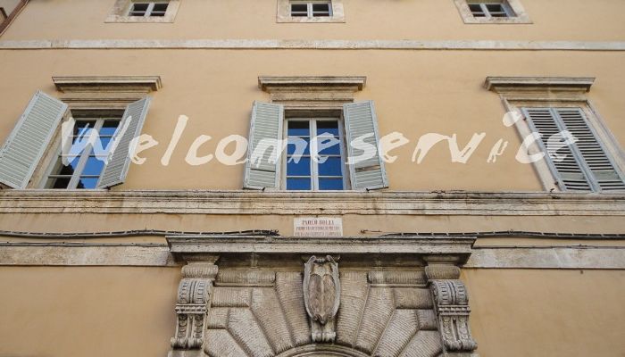 Appartamento in edificio storico Todi 2