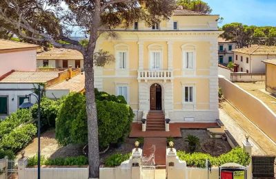 Villa storica in vendita Castiglioncello, Toscana, Vista frontale