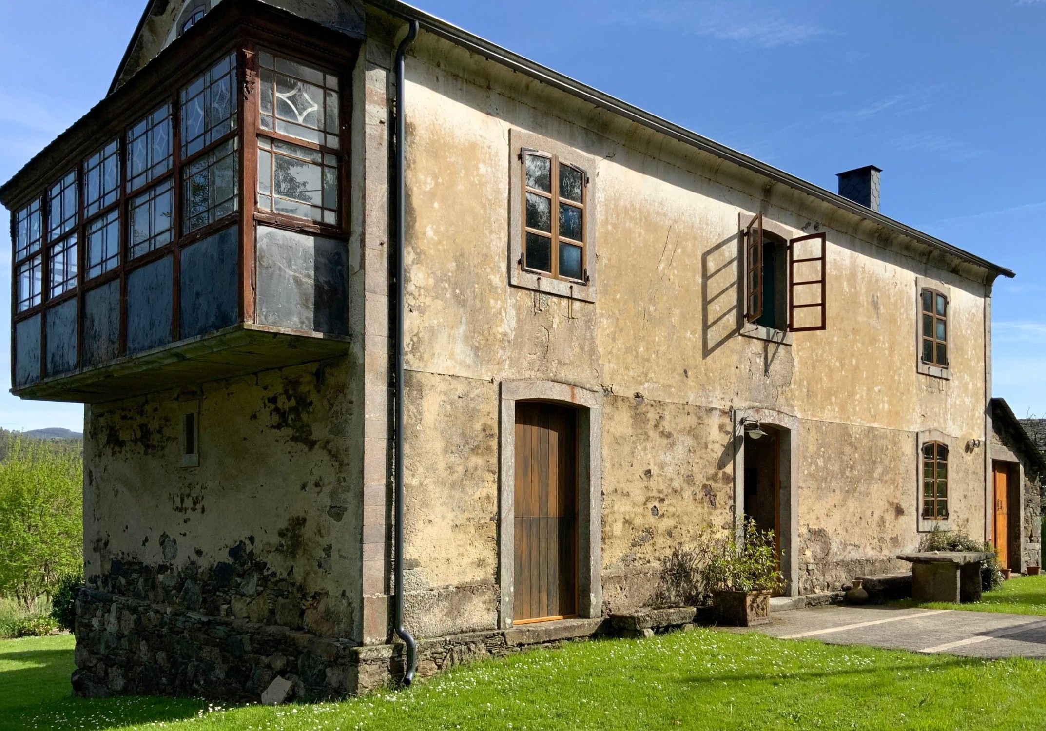 Immagini Antica casa a Moeche, Galizia - Bellissimo progetto di ristrutturazione