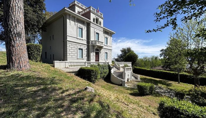 Villa storica in vendita Fauglia, Toscana,  Italia