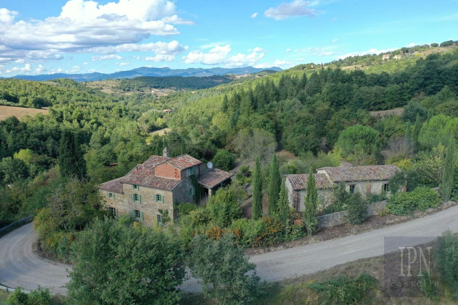 Immagini Casale in vendita "Villa Santa Maria"