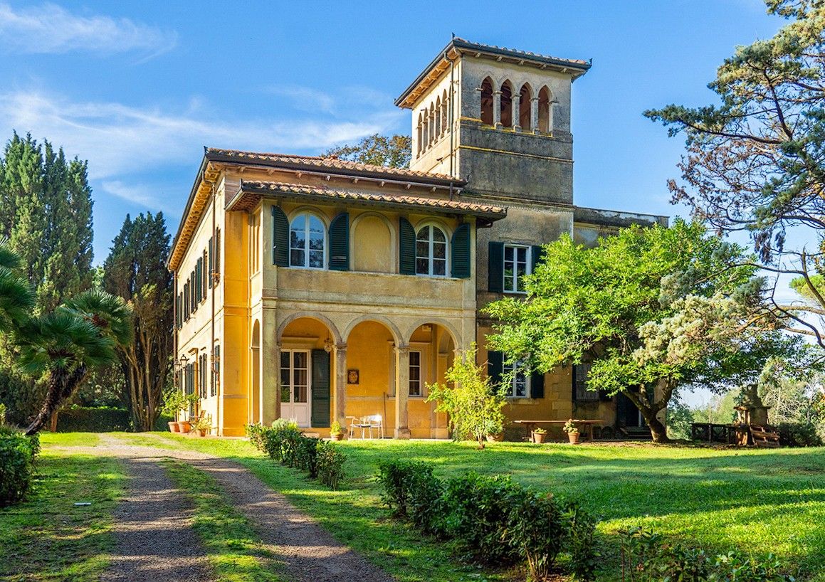 Immagini Villa Trovarsi a sud di Pisa