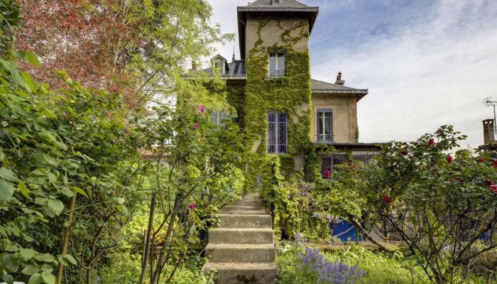 Villa storica in vendita Vernaison, Auvergne-Rhône-Alpes,  Francia