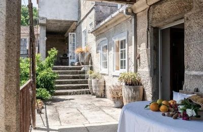 Villa padronale in vendita Ourense, Galizia, Cortile