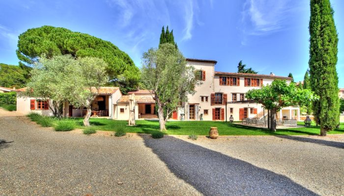 Villa storica in vendita Aups, Provenza-Alpi-Costa Azzurra,  Francia