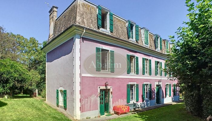 Villa padronale in vendita Lourdes, Occitania,  Francia