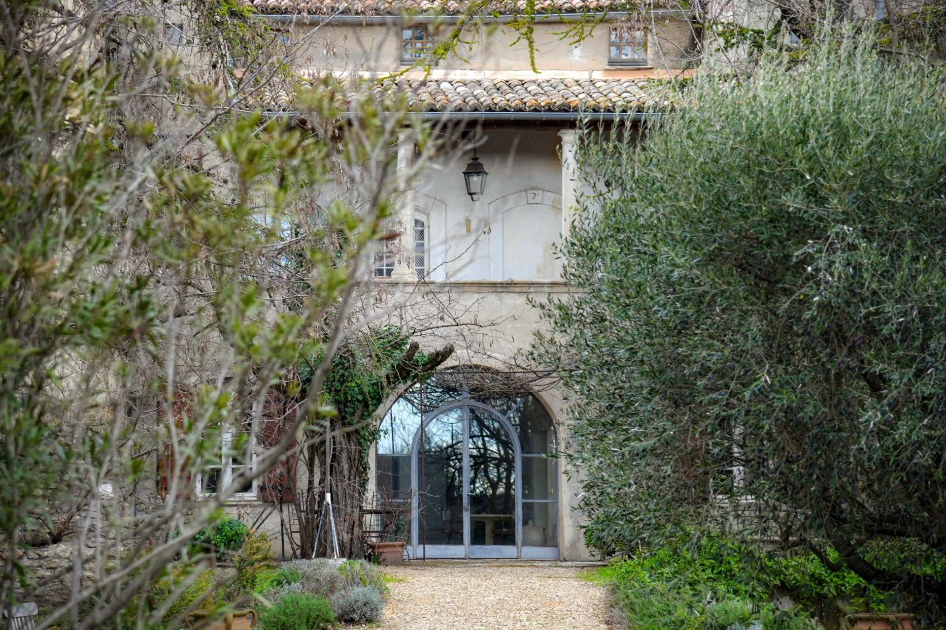 Immagini Villa padronale in Provenza con giardino e cantina storica