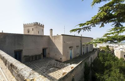 Palazzo in vendita Parabita, Puglia, Foto 1/37