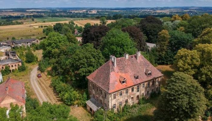 Palazzo in vendita Kostrzyna, Bassa Slesia,  Polonia