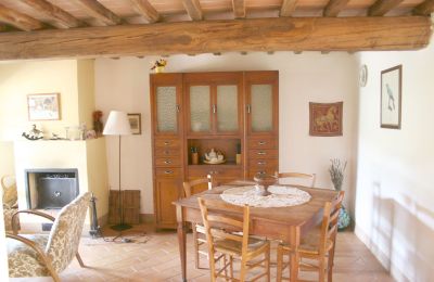 Casa di campagna in vendita Arezzo, Toscana, RIF2262-lang21#RIF 2262 Essbereich mit Kamin