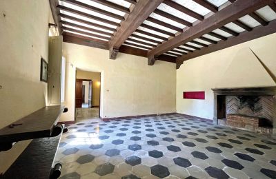 Villa storica in vendita Siena, Toscana, RIF 2937 Wohnbereich mit offenen Kamin