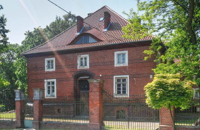 Villa storica in vendita Kętrzyn, Voivodato di Varmia-Masuria, Ingresso