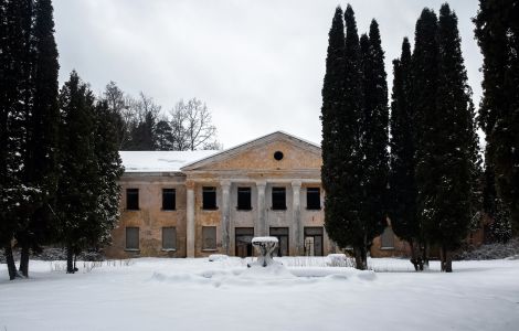 /pp/cc_by_nc_nd/thumb-lv-sanatorium-baldone.jpg