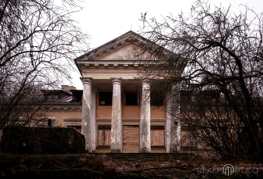 Sanierungsbedürftiges Herrenhaus in Litauen, Lituania