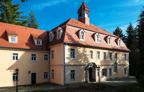 /pp/cc_by_nc_sa/thumb-deutschland-sachsen-friedrichsthal-schloss.jpg