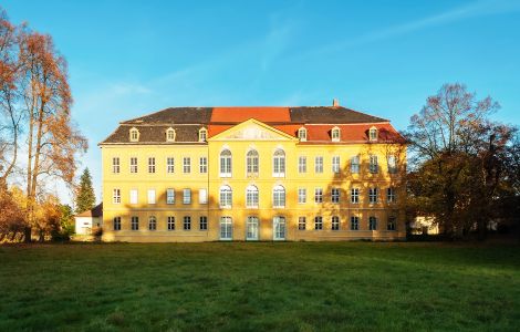 /pp/cc_by_nc_sa/thumb-deutschland-sachsen-thallwitz-nischwitz-schloss.jpg