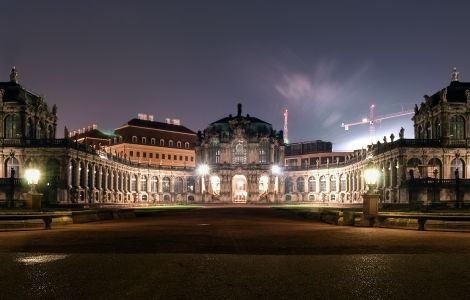 /pp/public_domain/thumb-de-dresden-zwinger.jpg